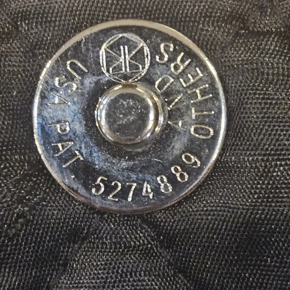 Vera Bradley NWOT Black Quilted 9.5"x 6"x 3" Shoulder Crossbody Purse - Picture 9 of 14